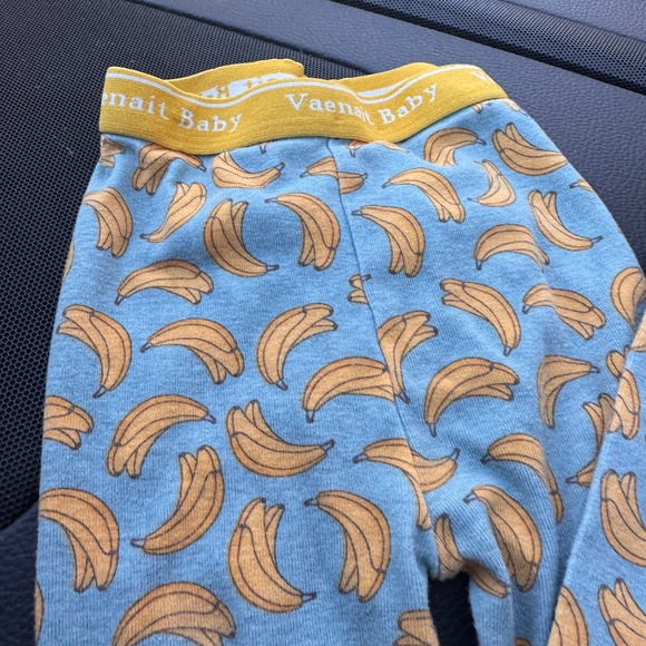 Banana print 2 piece Vaenait baby set toddler size 2T - Picture 5 of 8